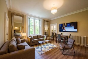 Apartment, Accessible | 1 bedroom, Egyptian cotton sheets, WiFi - Rosedene Highland House - Emperor Apartment 7 (Inverness)