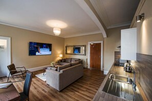 Căn hộ, phù hợp cho người khuyết tật | 1 phòng ngủ, bộ trải giường bằng vải cotton Ai Cập 