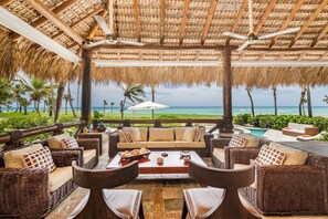 9 bedrooms, WiFi - Two Ocean View Caleton Villas in Cap Cana - Up to 16 People With Pool Jacuzzi Chef Butler Maid (Punta Cana)