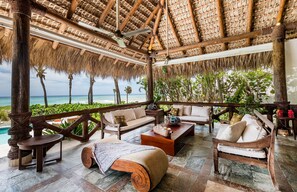 9 bedrooms, WiFi - Two Ocean View Caleton Villas in Cap Cana - Up to 16 People With Pool Jacuzzi Chef Butler Maid (Punta Cana)