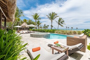 9 bedrooms, WiFi - Two Ocean View Caleton Villas in Cap Cana - Up to 16 People With Pool Jacuzzi Chef Butler Maid (Punta Cana)