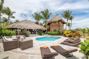 9 bedrooms, WiFi - Two Ocean View Caleton Villas in Cap Cana - Up to 16 People With Pool Jacuzzi Chef Butler Maid (Punta Cana)
