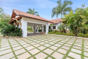 6 habitaciones y wifi 