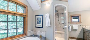 House, 5 Bedrooms | Bathroom | Towels - Ice Castle by Exceptional Stays (Telluride)