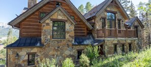 Exterior - Ice Castle by Exceptional Stays (Telluride)