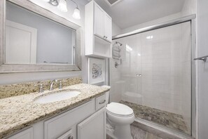 Townhome, 4 Bedrooms | Bathroom | Towels - Sea Mist by Bliss Beach Rentals (Destin)