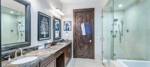 Apartment, 3 Schlafzimmer | Badezimmer | Handtücher