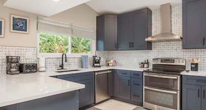 Great 6BR for All Ages/Heated Pool 5 Min to Beach by RedAwning