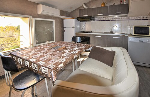 Nice apartment in Monteux with WiFi