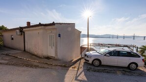 Uklassifisert bilde, 2 av 22, knapp