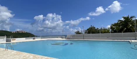 Piscine extérieure