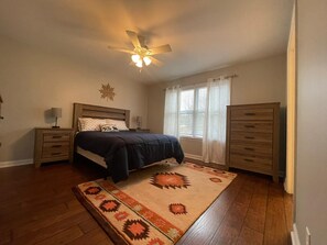 4 bedrooms, iron/ironing board, free WiFi, bed sheets