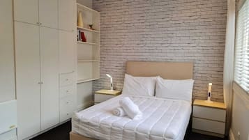 4 Bedroom House | 4 bedrooms, travel crib, free WiFi, bed sheets