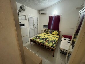 1 chambre, Wi-Fi gratuit, draps fournis