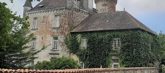 Cozy Chalet Retreat in Champs-Romain