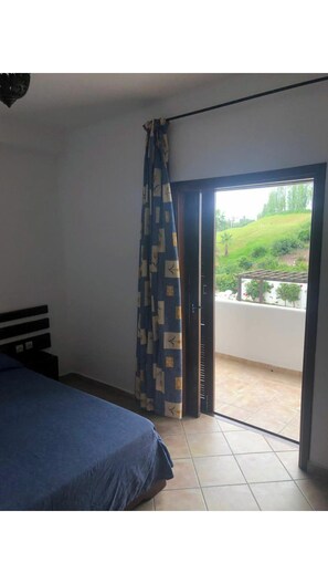 2 bedrooms, bed sheets - Inviting 2 rooms apartment in route marina smir (Tetouan)