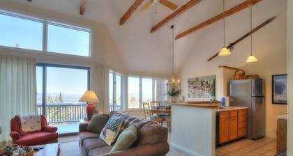 Rock Pond Condo 71 - Cute end unit on Saddleback Mountain