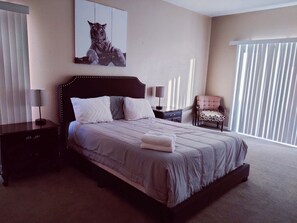 5 bedrooms, desk, iron/ironing board, free WiFi