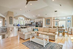 TV, foosball - OBX Diamond | Sound Front | Private Pool, Dog Friendly, Hot Tub (Kitty Hawk)