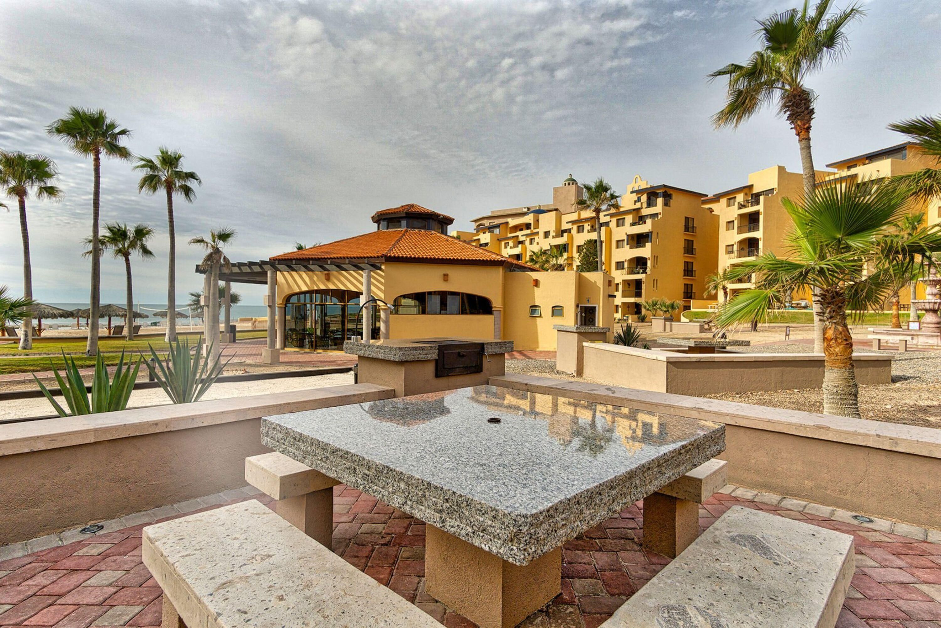 Kawasan BBQ/berkelah