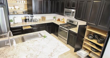 Spacious Modern 4-bedroom Home in New Development