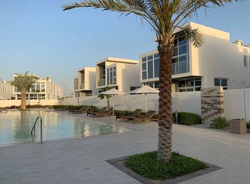 Luxury villa Damac Hills 2