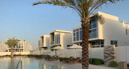 Luxury villa Damac Hills 2