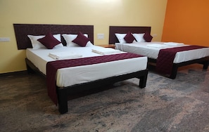 Free WiFi, bed sheets