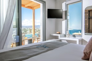 4 soverom, safe på rommet, strykejern/-brett og reiseseng for barn