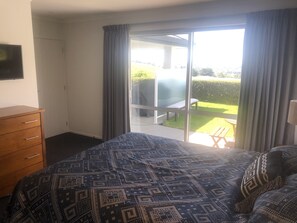 3 dormitorios, tabla de planchar con plancha, wifi y ropa de cama