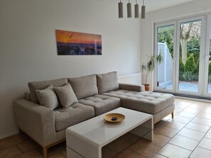 TV - FEWO 1 (ground floor), House Annelie (Dranske)