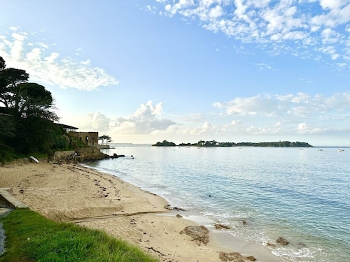 Appart. vue mer, plage 100m, grand balcon, 2 chambres, parking sécurisé