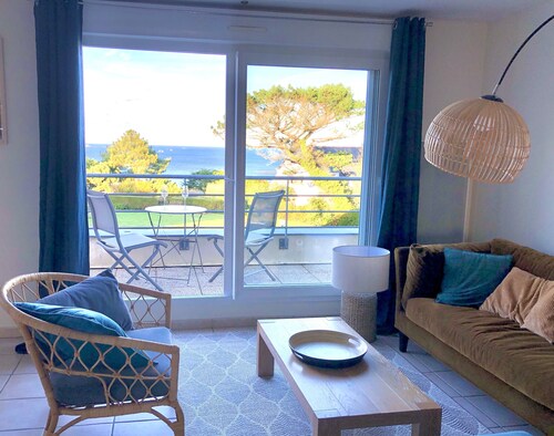 Appart. vue mer, plage 100m, grand balcon, 2 chambres, parking sécurisé