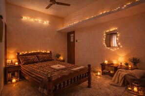 Deluxe Double Room - La Villa Pondi Chérie Center Town Beach Auroville (Puducherry)
