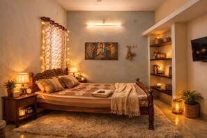 Deluxe Double Room | Free WiFi, bed sheets