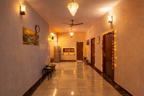Lobby - La Villa Pondi Chérie Center Town Beach Auroville (Puducherry)