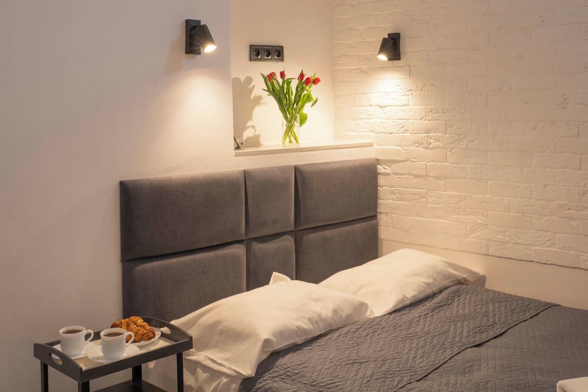Basic Double Room | Desk, laptop workspace, iron/ironing board, bed sheets