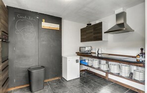 Refrigerador, parrilla de estufa y lavavajillas 