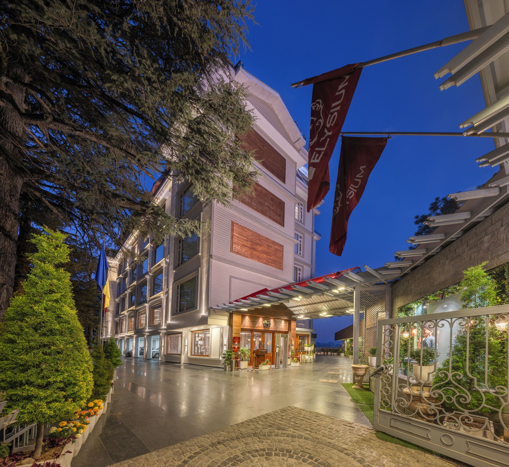 5 Star Hotels