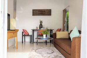 TV - 2 Bedroom Villa Lily - short walk to beach (Koh Samui)