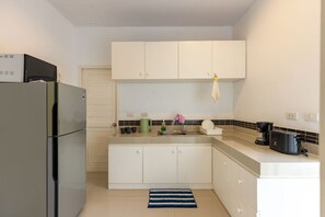 Dining tables - 2 Bedroom Villa Lily - short walk to beach (Koh Samui)