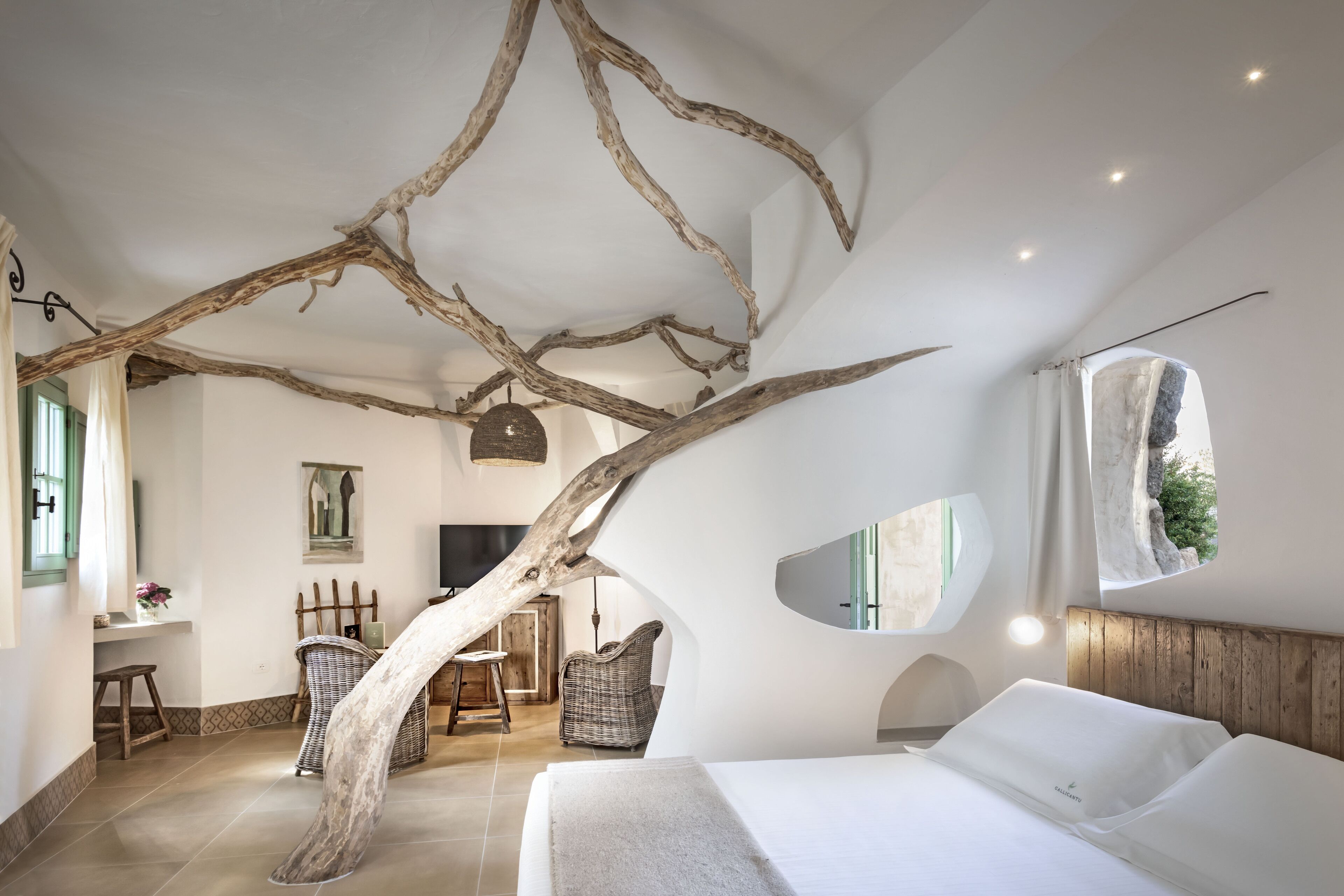 Hochwertige Bettwaren, Daunenbettdecken, Pillowtop-Betten, Minibar
