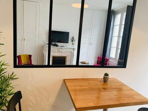 Luxury Apartment, Ensuite | 1 bedroom - Lexpérience Delie by Icone Collection (Caen)