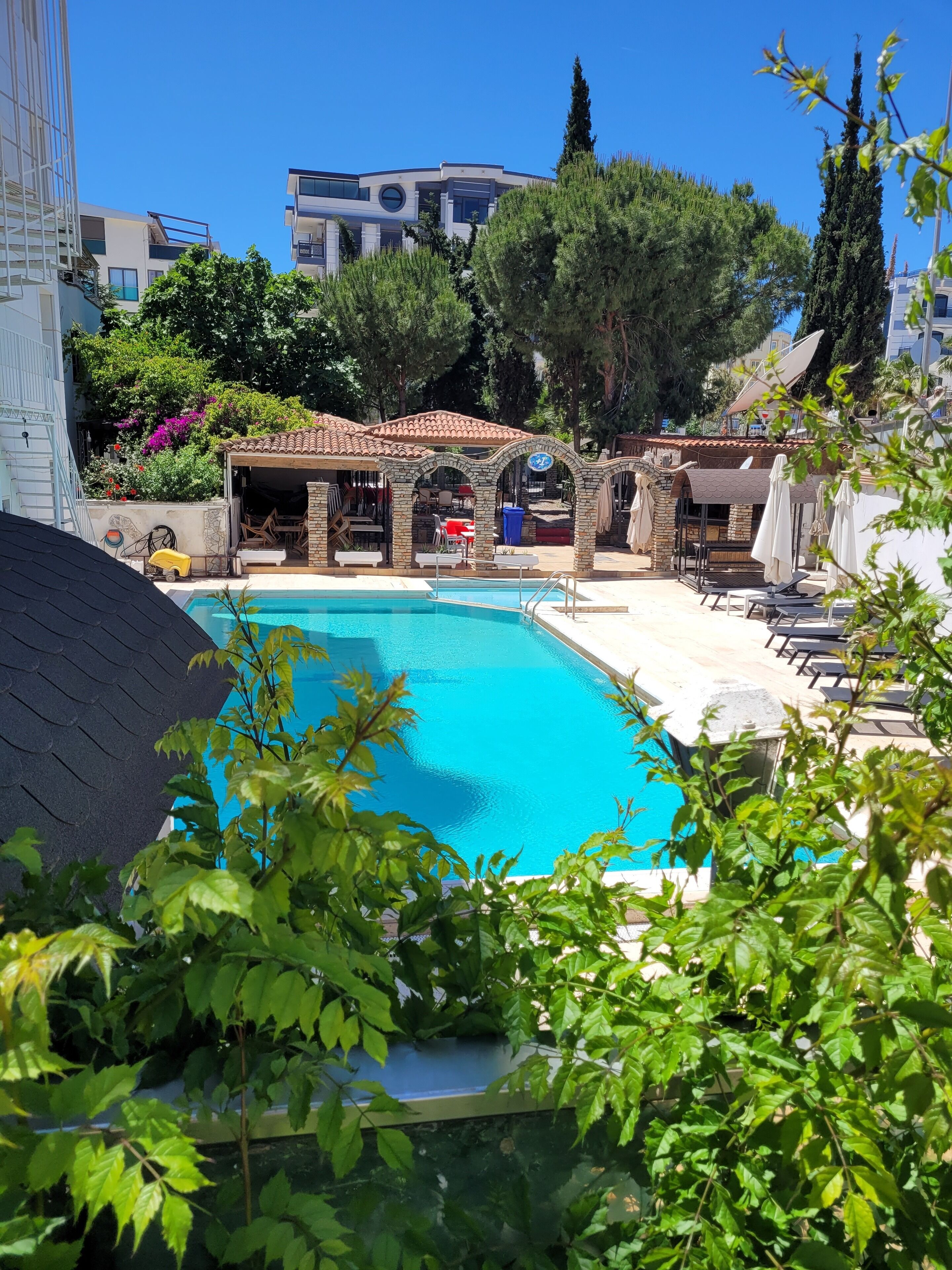 Seasonal outdoor pool