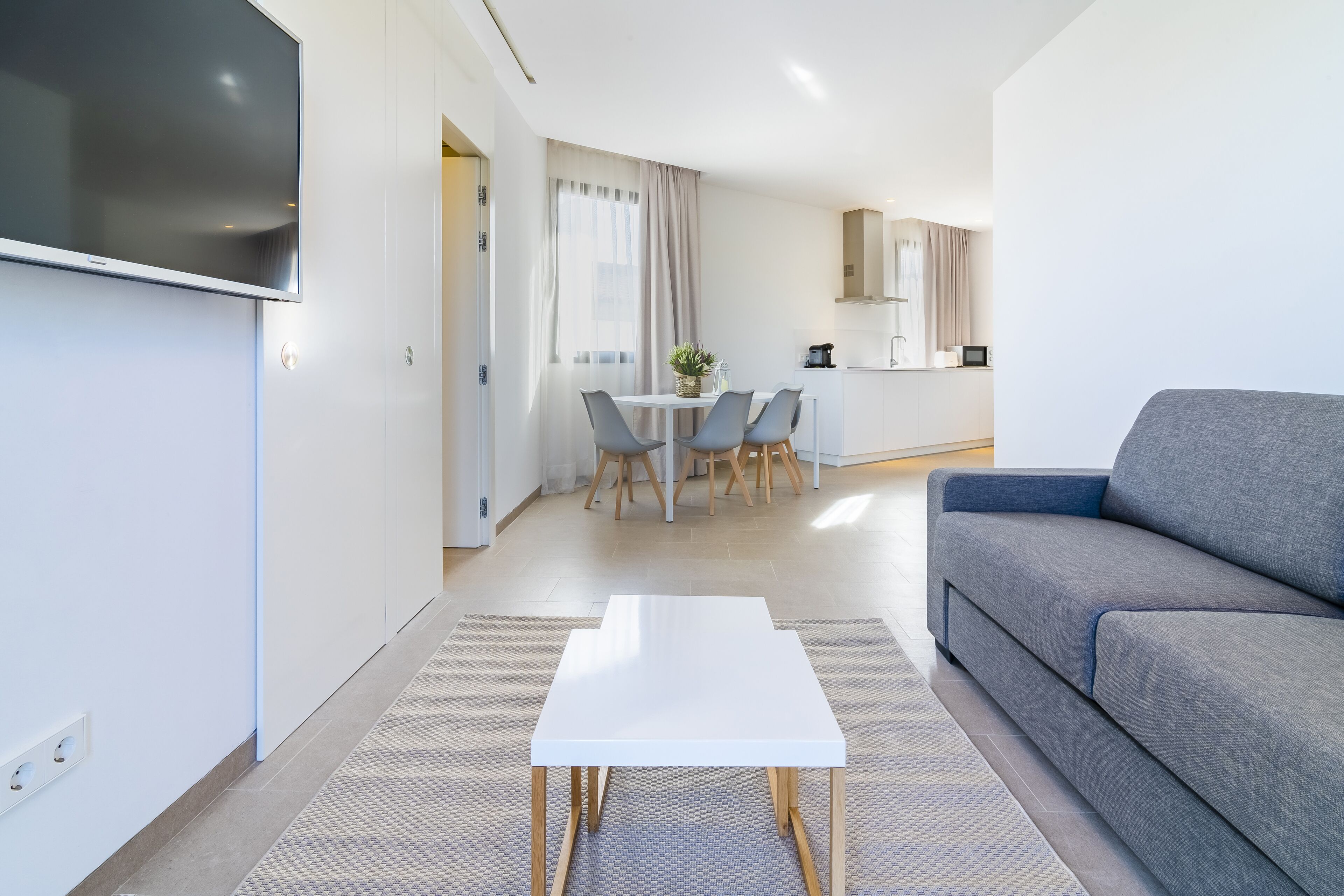 Een kluis op de kamer, verduisterende gordijnen, geluiddichte muren