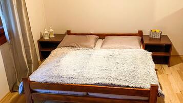 3 quartos, quartos à prova de som, ferros/tábuas de passar roupa