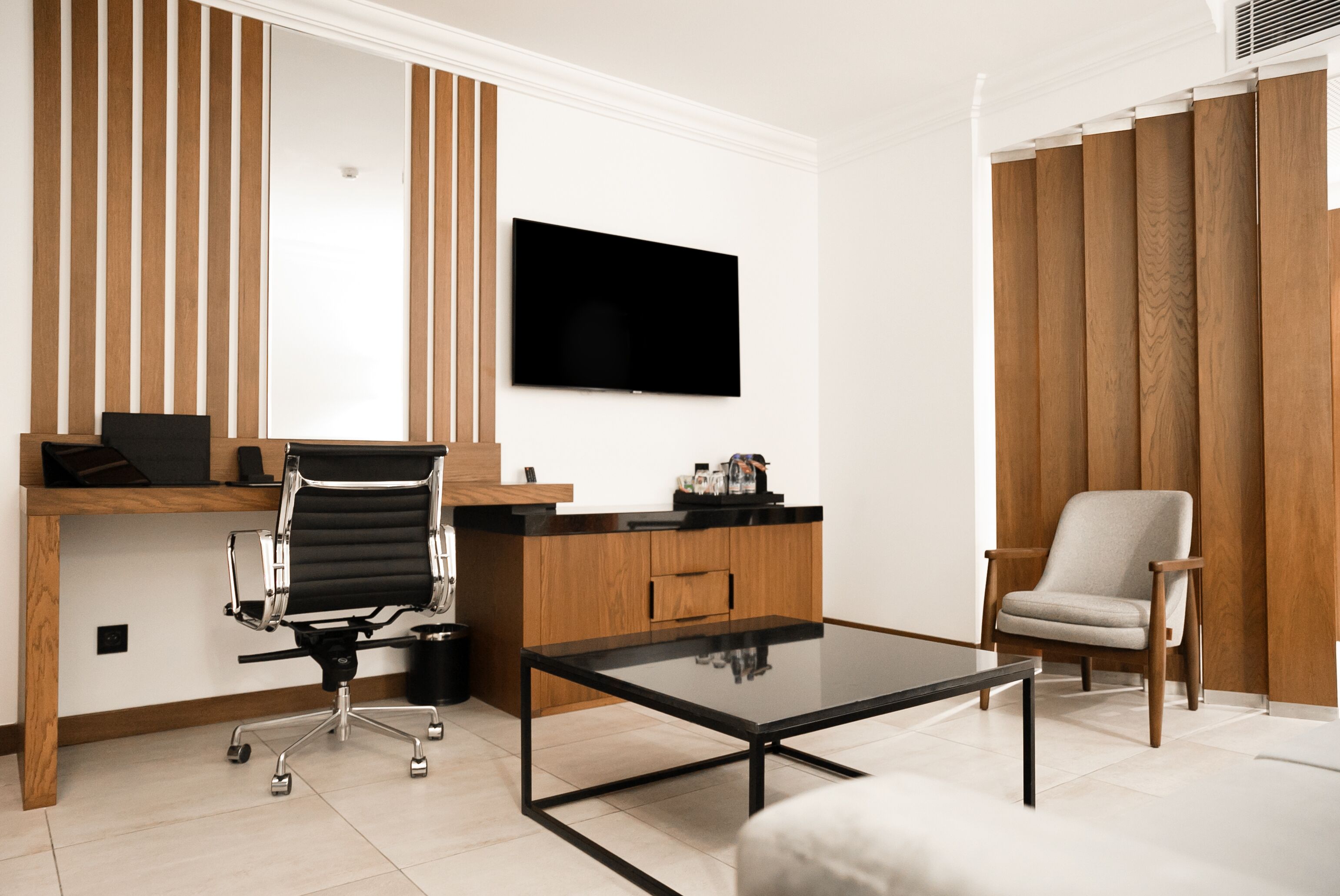 premium suite | 1 bedroom, minibar, in-room safe, individually furnished