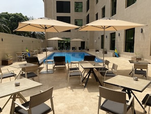 BBQ/picnic area - Star Land Hotel Bastos (Yaoundé)