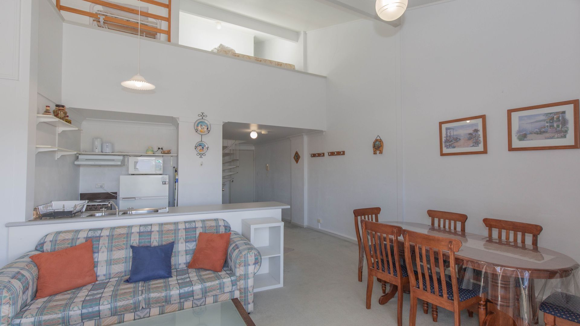 Razorback 1/1 Gippsland St — image 3