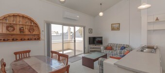 Razorback 1/1 Gippsland St